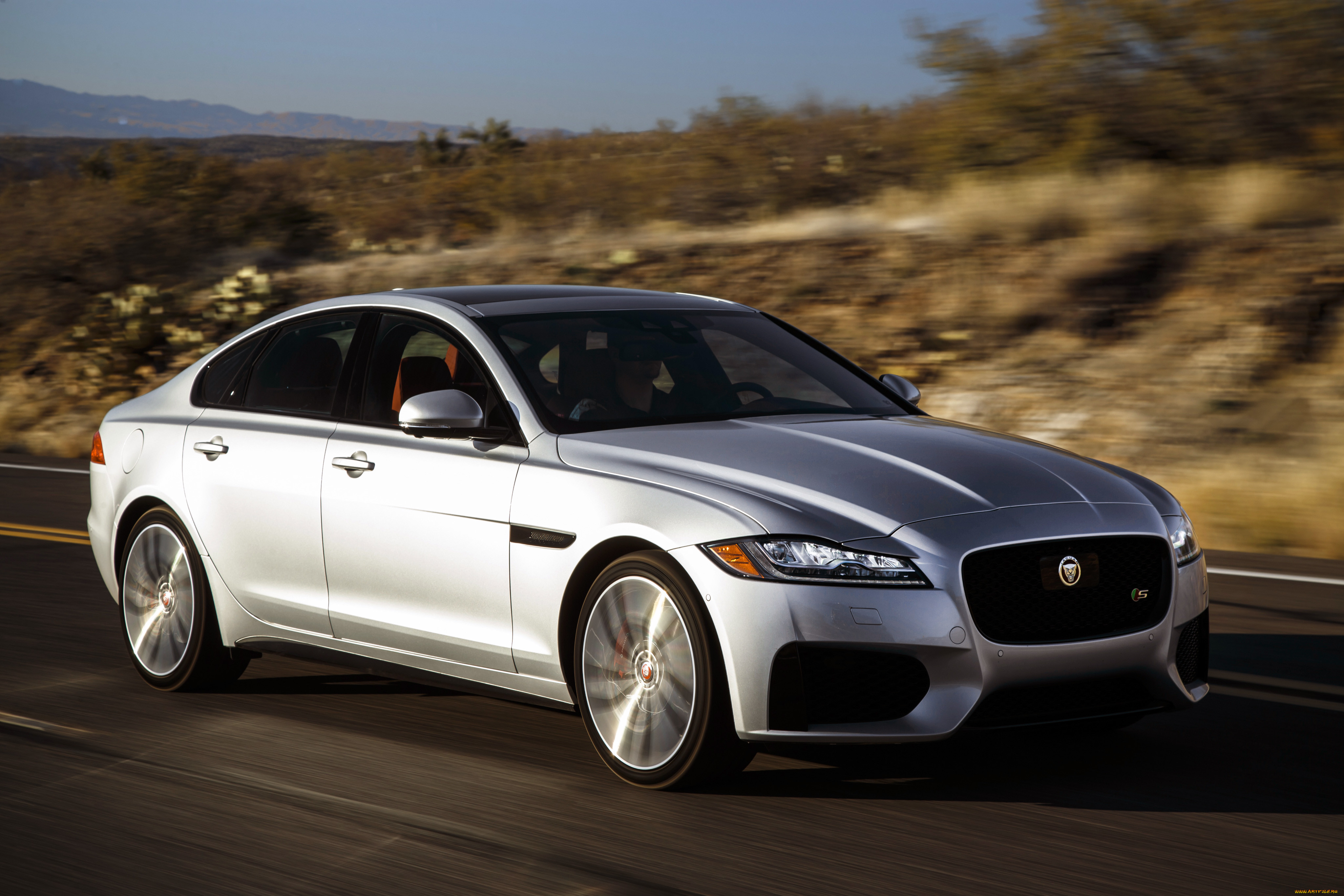 Jaguar XF v6